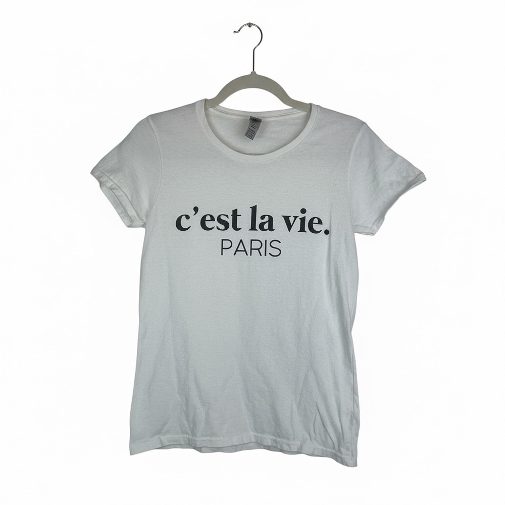 Gildan “C’est La Vie Paris” White Graphic Tee Size S